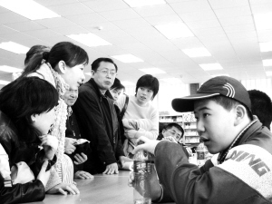 招收智力超常儿童 北京八中少儿班首限最低年