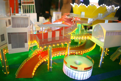 上海世博会荷兰馆欢乐街模型揭幕(图)
