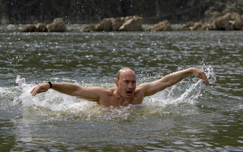 美国演员范·迪塞尔点名普京参加“冰桶挑战” 