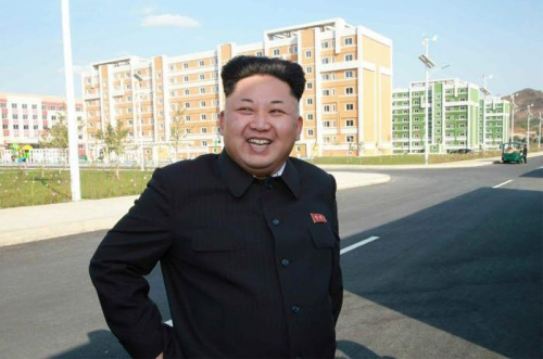 朝媒 金正恩向朝鲜国家科学院科学家送彩电被褥图片