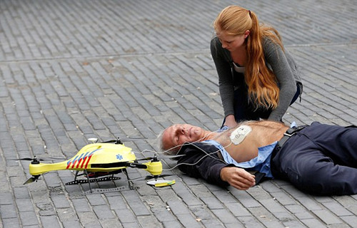 荷兰学生发明“救护无人机” 可抢救心脏病患者 