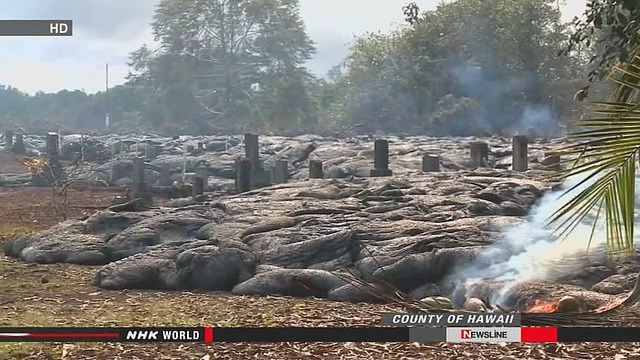 夏威夷一火山喷发 岩浆流进山脚日本人墓地(图)