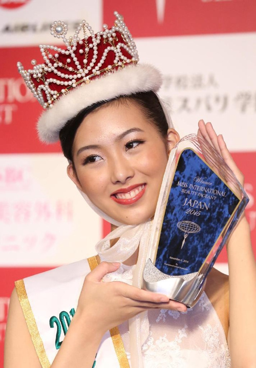 国际小姐日本赛区佳丽云集 美女大学生夺冠(图)