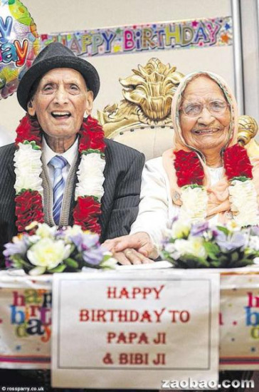 英一对百岁老人结婚89年 系世界婚龄最长夫妻