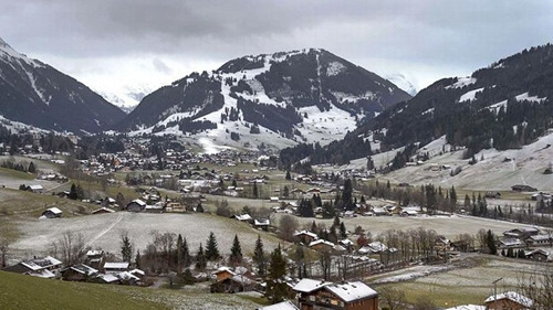欧洲暖冬致降雪量大减 滑雪场业者苦恼缺雪(图)