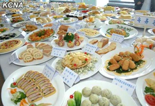 朝鲜人民吃什么？料理大赛展示冻土豆面条（图）