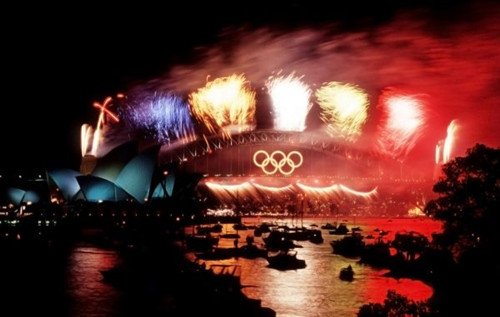 2000年悉尼奥运会五色环于网上以10万高价拍