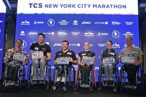 身残志坚：纽约举行马拉松大赛330名残障者挑战