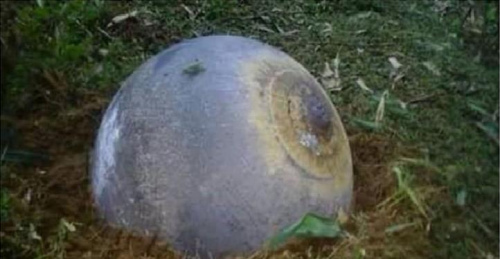 越南天空传出巨响两个球状物体落地 军方介入调查