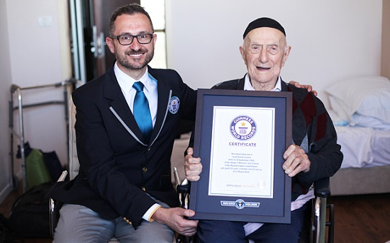112岁又178天高龄以色列老人成全球最长寿男性
