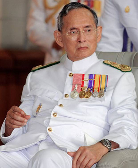 泰王室称泰国王接受血液透析治疗后病情不稳定
