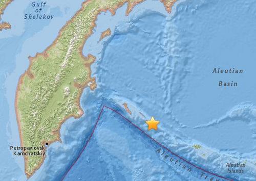 俄罗斯科曼多尔群岛附近海域发生6.6级地震