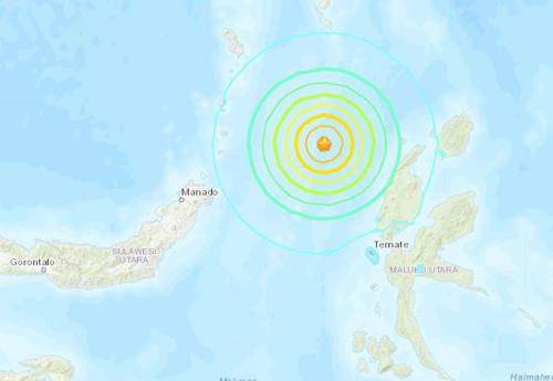 印尼附近海域遭6.6级强震袭击暂无人员伤亡报告