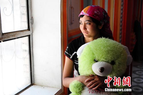 通讯:南疆伊玛目的女儿为何执意去广东(图)