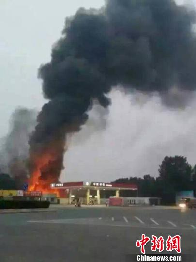 河南鲁山一老年康复中心发生火灾已致35人遇难