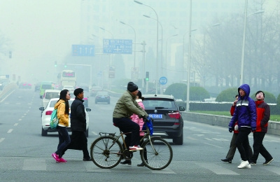 北京连续4天有雾霾下周强冷空气来将见蓝天