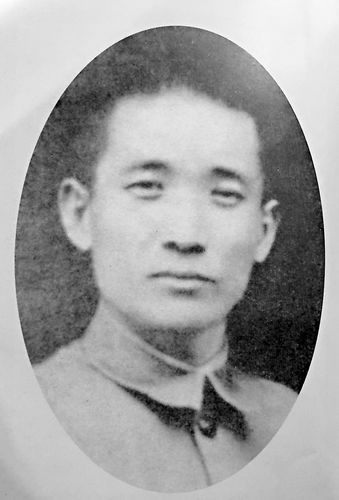 张治中在1932年淞沪会战时留影。