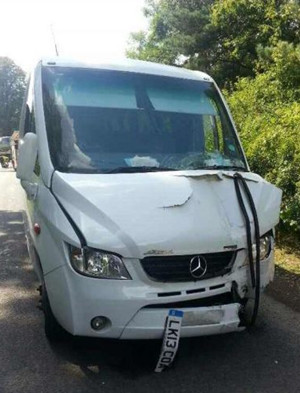 近日，英国度假地发生两起车祸，多名中国游客受伤。（图：英国《华商报》）