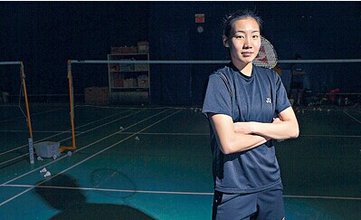 中国侨网华裔羽毛球星李文珊。（加拿大《星岛日报》）