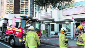 澳洲一中餐馆发生火灾好心居民救出华人店主