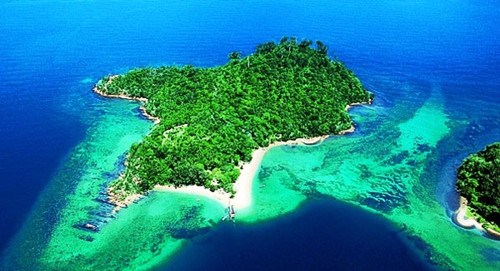 沙比岛是热门旅游景点之一。（马来西亚《诗华日报》）