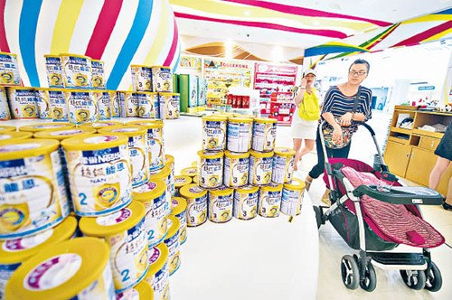中国民众对奶粉有很大需求。（资料图片）
