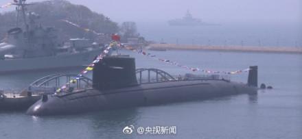 中国首艘核潜艇今起对公众开放
