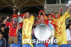 多图:世界杯外围赛 中国队小胜香港队