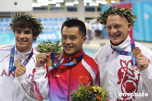 彭勃夺取男子三米板冠军 中国跳水队赢得第四