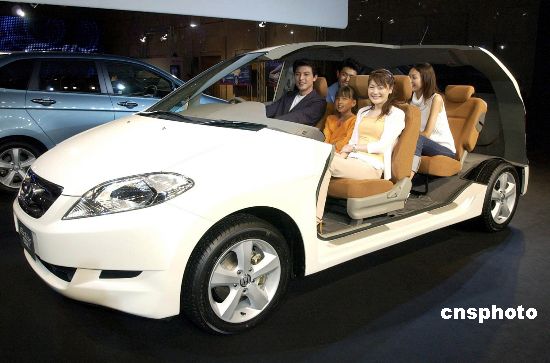 图:本田推出六座微型家用车