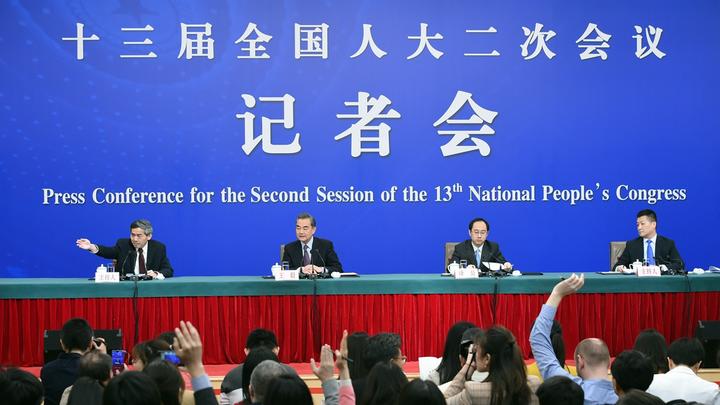 国务委员兼外交部长王毅谈“中国外交政策和对外关系”
