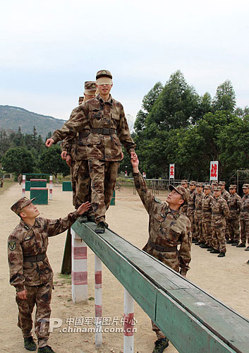 南京军区某团增强新兵心理素质