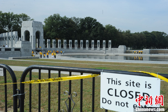 美政府关门 二战老兵获准参观华盛顿二战纪念