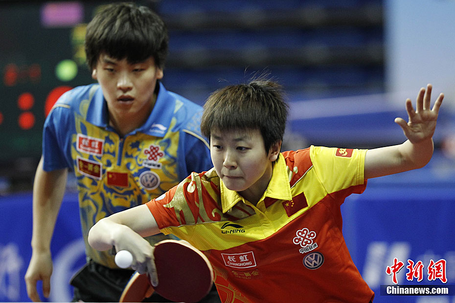 备战世锦赛 中国乒乓球队成都热身