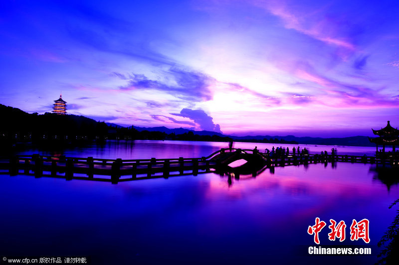 杭州西湖文化景观正式列入世界遗产名录