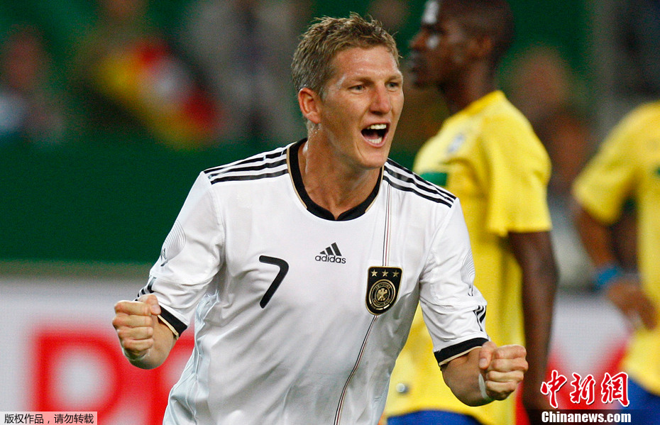 足球热身赛:德国3-2巴西