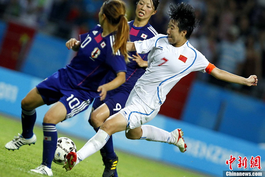 大运会中国女足2比1力克日本队 18年后再度夺