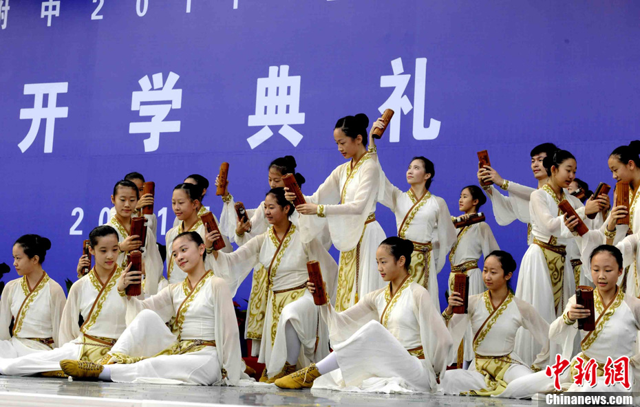 北京中学生古典舞蹈《少年志》迎开学