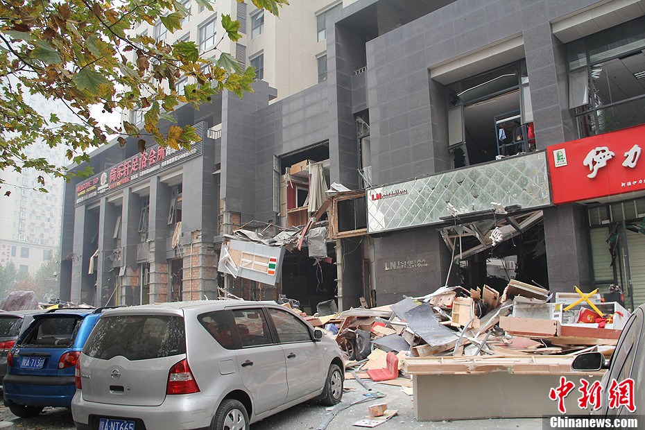 西安南郊小吃店因液化气罐泄漏引发爆炸 致7死