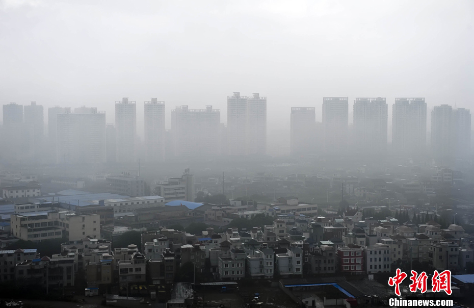 浙江温州遭遇雾霾天气