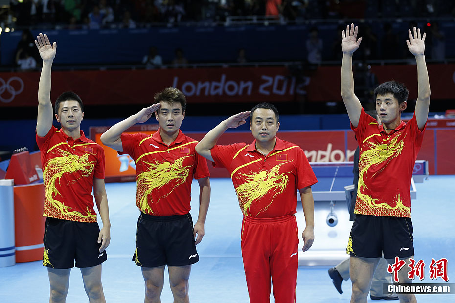 伦敦奥运会乒乓球男团决赛 韩国队获得银牌