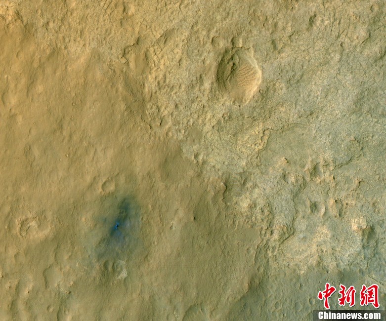 火星探測器拍“好奇”號著陸點全景彩色圖曝光(高清組圖)