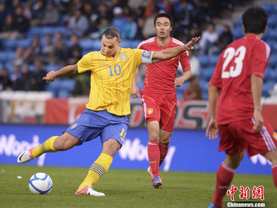 热身赛中国男足0-1不敌瑞典 伊布重炮中柱