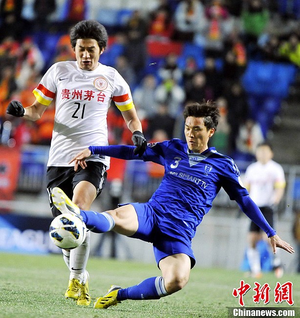 2013亚冠联赛:贵州人和客场0比0战平水原三星