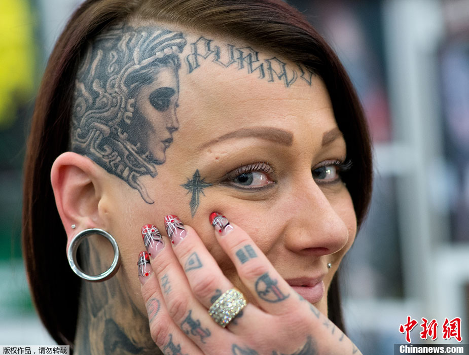 法兰克福纹身博览会 各地纹身艺术家一较高下