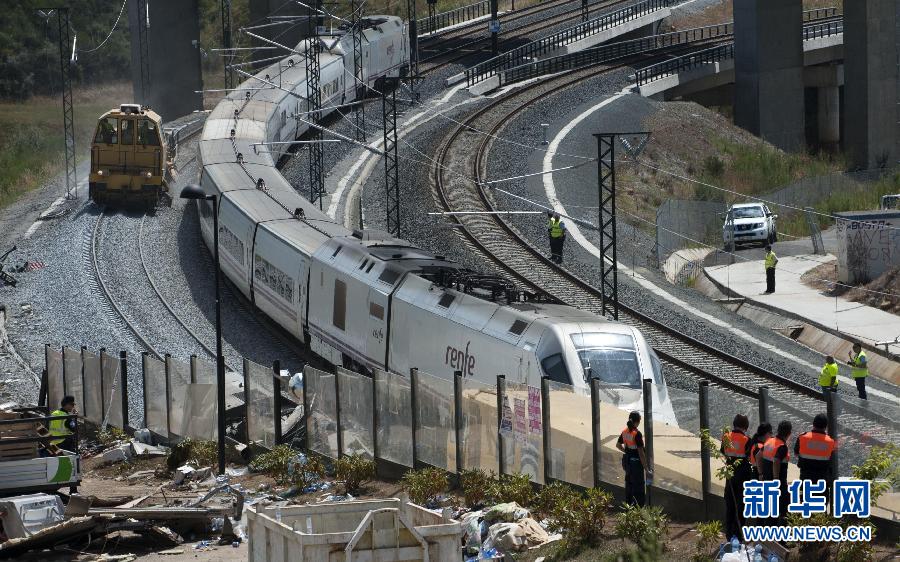 西班牙火车脱轨事故路段恢复通车