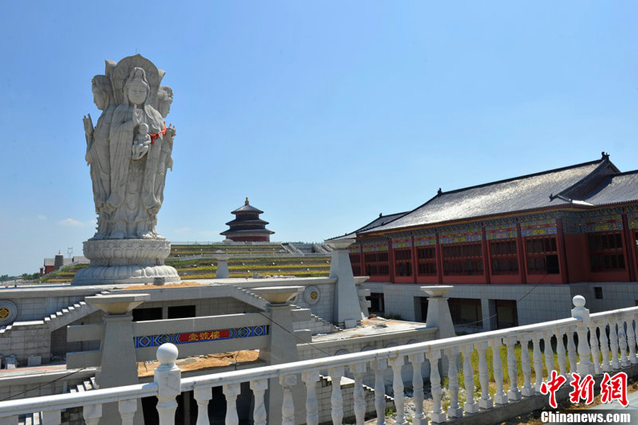 豪华墓地堪比北京天坛图片