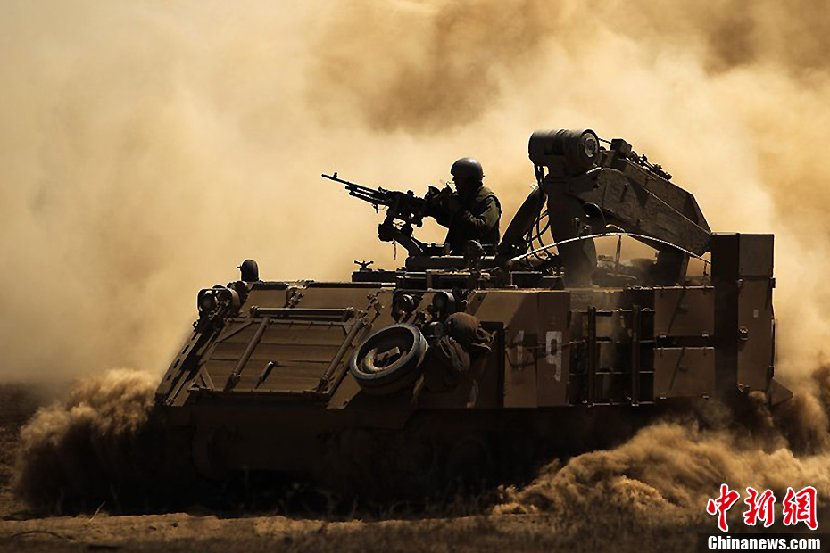 以色列坦克部队在叙以边界戈兰高地积极训练 