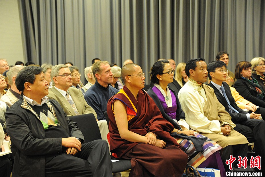 西藏活佛德国柏林阐释藏传佛教
