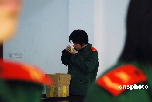 中国女子特警队男儿兵下的女儿情